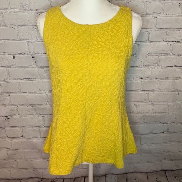 Anthropologie Seamed + Textured yellow tank - Picture 3 of 10